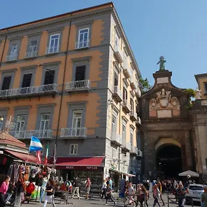 Piazza Dante 22 Nápoles