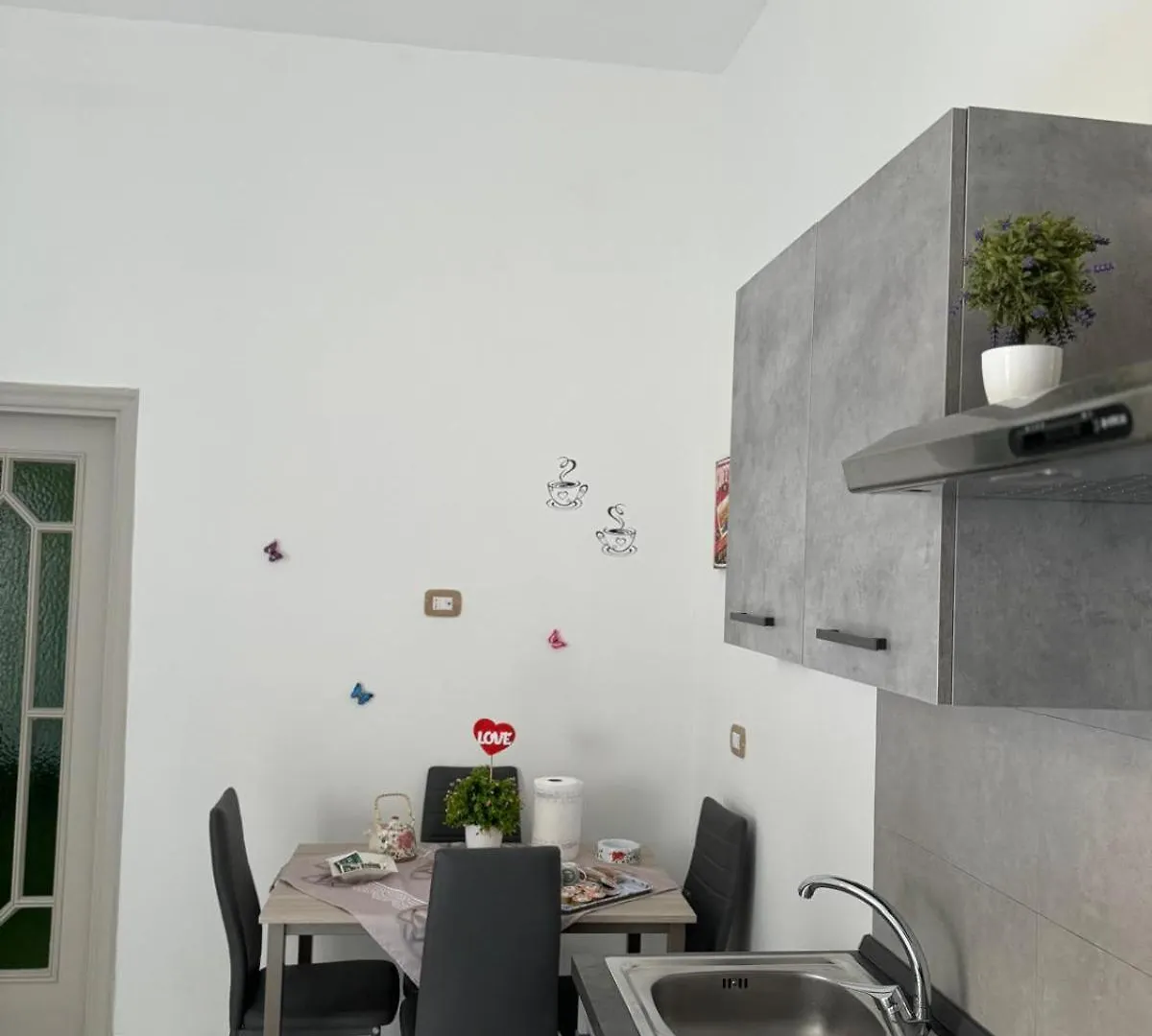 House La Smorfia Villa Naples